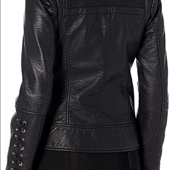 ‼️‼️ SOLD ‼️‼️ GUESS Leather Jacket - Picture 3 of 3